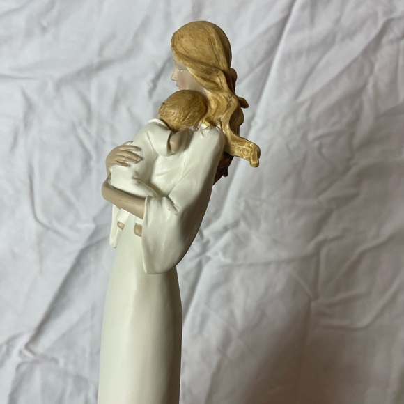 Mother And Child Unconditional Love Porcelain Statue By Daniel Steiger - Picture 4 of 9